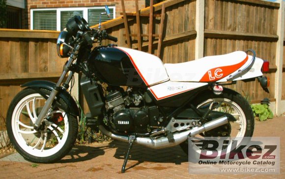 1983 Yamaha RD 250 LC photo